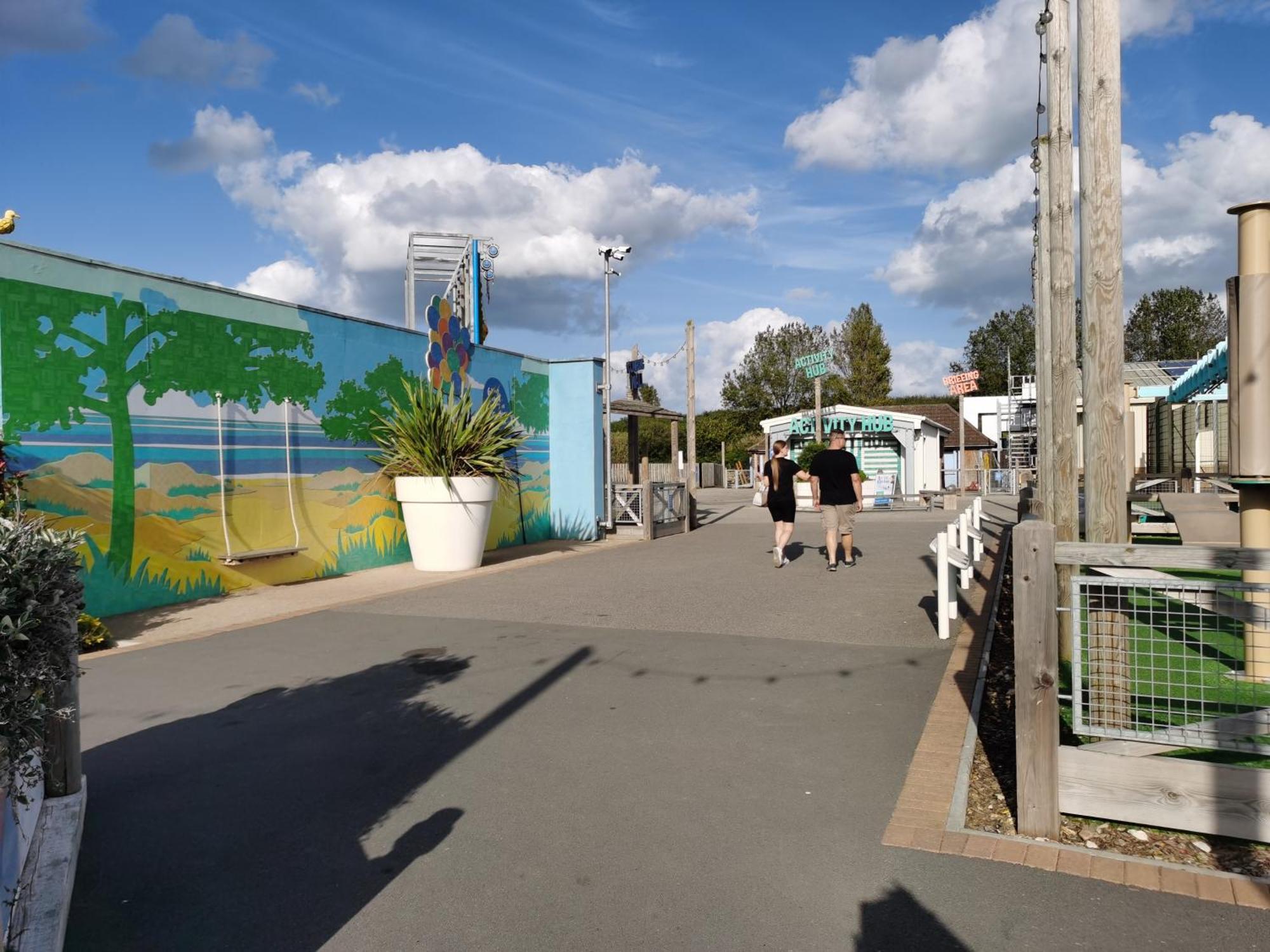 Golden Sands Beach Activities Sea Holiday Relax Mablethorpe Exterior foto