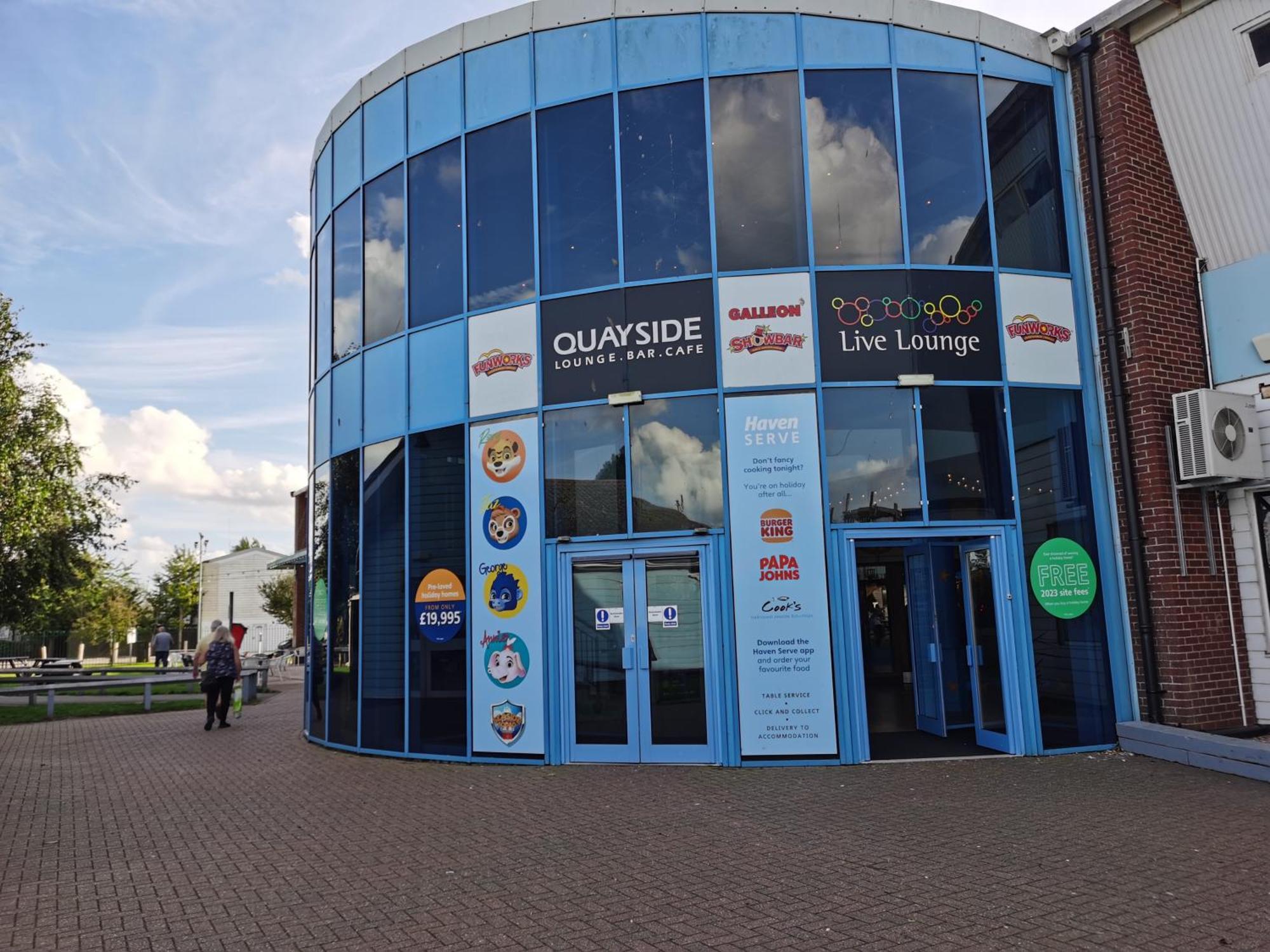 Golden Sands Beach Activities Sea Holiday Relax Mablethorpe Exterior foto